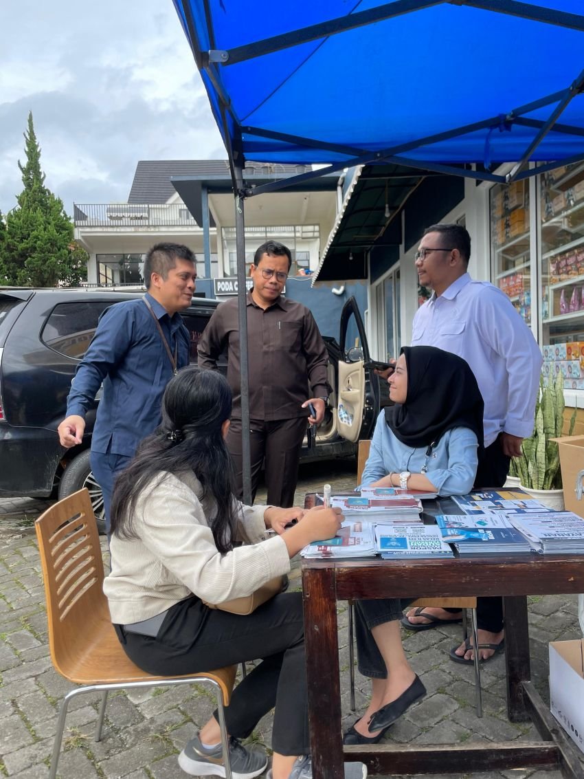 Kantor Imigrasi Bagi Bagi Brosur di Sidikalang