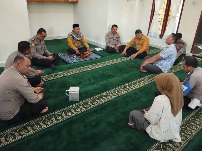 Polres Tanjungbalai Laksanakan Bironthal Berikan Bimbingan Personil