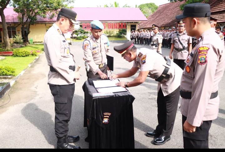 Kapolres Binjai Serah Terimakan Jabatan Kapolsek Binjai Timur dan Kapolsek Sei Bingai