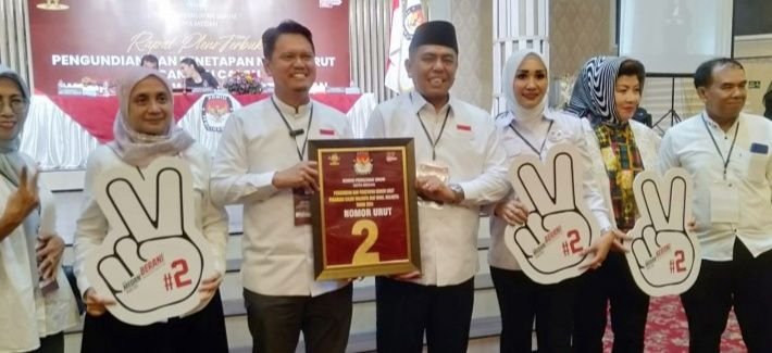 Nomor 2 Punya Makna Mendalam Bagi Pasangan Prof Ridha dan Rani