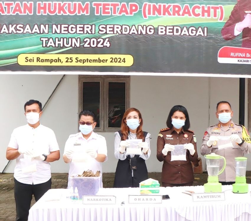 Komitmen Pemberantasan Narkoba, Kapolres Sergai Bersama Forkopimda Musnahkan Barang Bukti dari 169 Perkara Inkracht