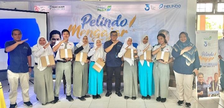 Komitmen Terhadap Dunia Pendidikan PT Pelindo Regional 1 Belawan Mengajar di SMK Negeri 13 Medan