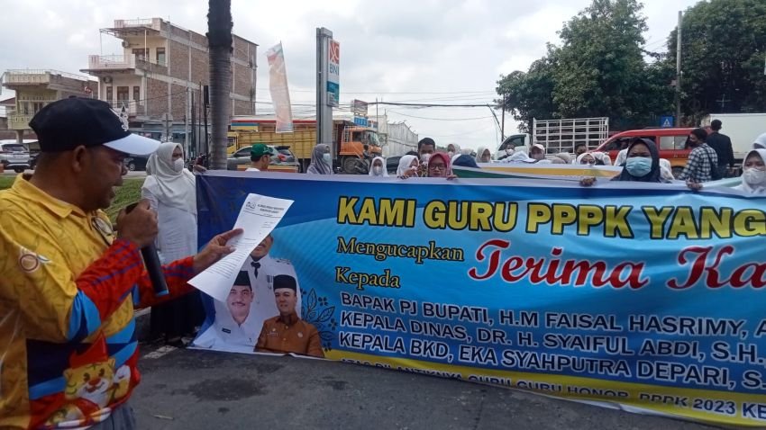 Guru PPPK Langkat Demo,  Minta Poldasu Batalkan Status Tersangka Ka BKD dan Kadisdik
