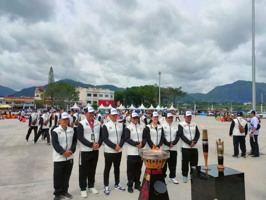 Api PON XXI Diarak di Kab Toba Sebelum ke Kab Tapanuli Utara