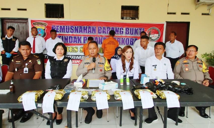 Polres Sergai Musnahan Barang Bukti Narkotika Sabu 6,8 Kilo