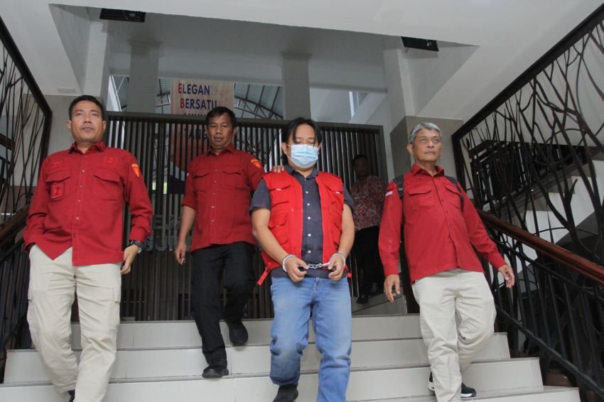 Kejatisu Tahan Tersangka Baru Korupsi Pengembangan Railink Bandara Kualanamu Rp 5,7 M