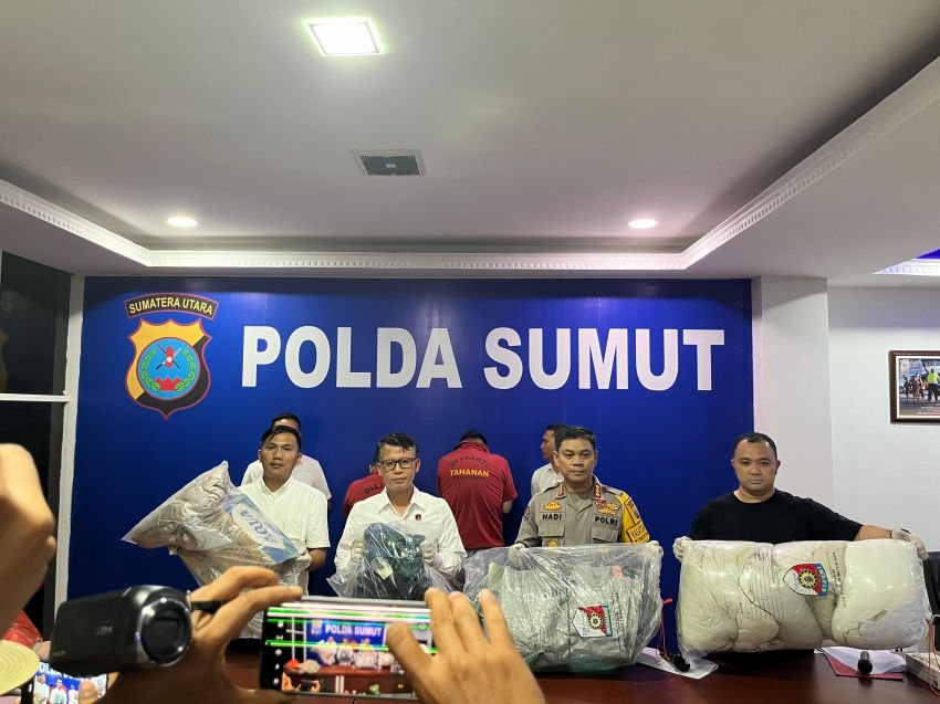 Polda Sumut Ungkap Pembunuh  Wanita Dibungkus Kain Seprai di Jurang, Pelaku pengusaha Kekasih Korban Dibantu Dua Oknum Polisi