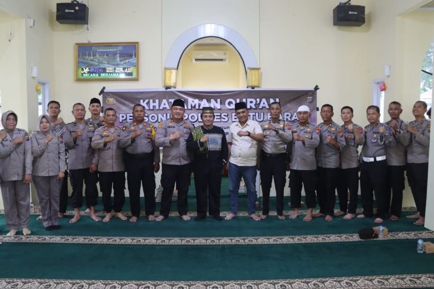 Khataman Qur'an Personel Polres Batu Bara meningkatkan Iman dan Taqwa Pada Pilkada Serentak Tahun 2024