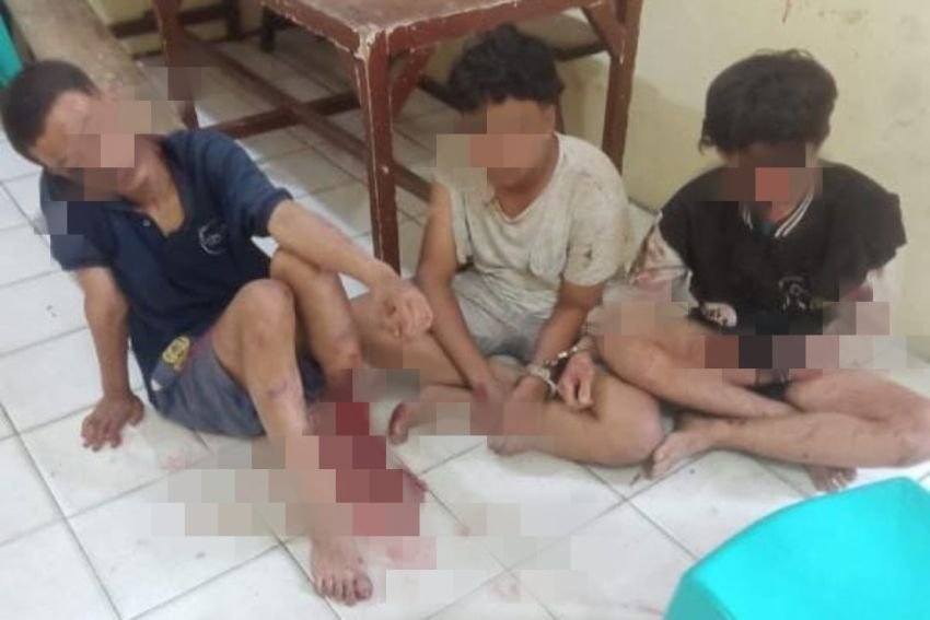 Tampang 5 Remaja Diduga Anggota Geng Motor SL Bonyok Dimassa Usai Tusuk Tangan Pesepeda