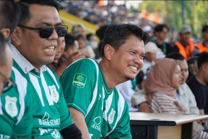 Prof Ridha - Rani Paslon Nomor 2 Rindukan PSMS Main di Rumah Sendiri