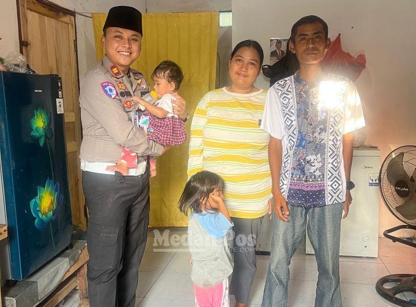 Wujud Empati di Jumat Berkah, Satlantas Polrestabes Medan Bantu Pedagang Siomay Usai Motor Gerobaknya Dicuri