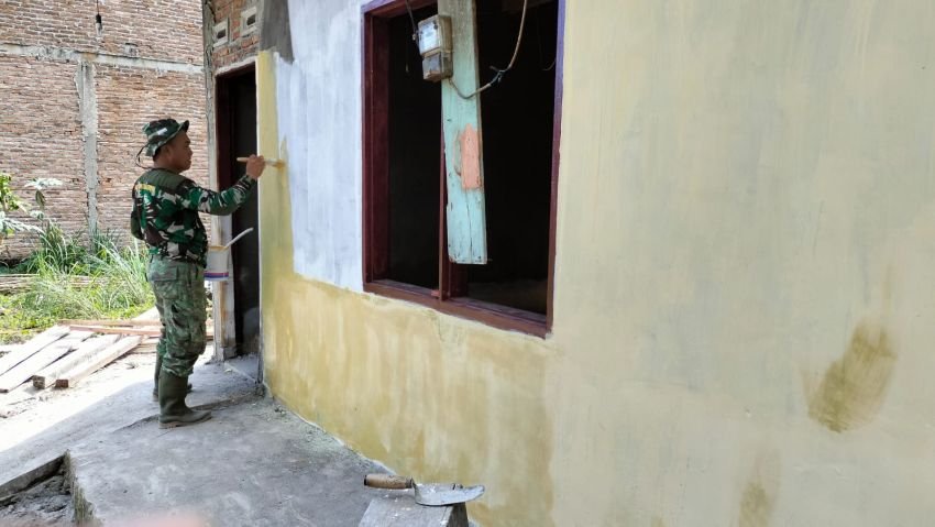 Progres Renovasi RTLH Milik Ibu T.Saragih Capai 80 Persen
