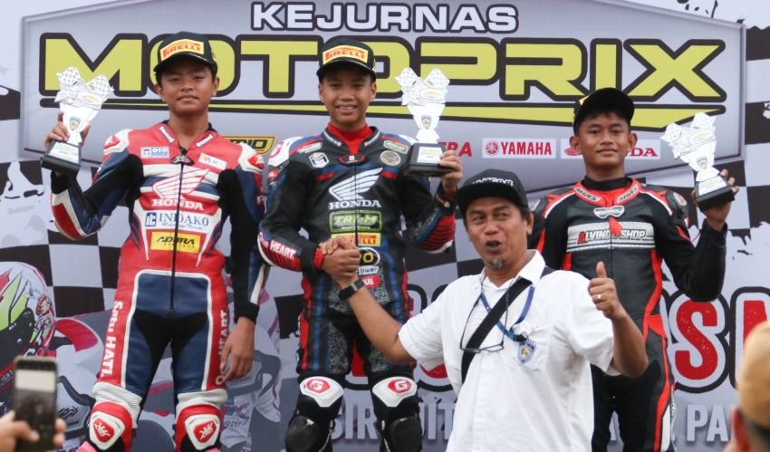 Bertarung di Kejurnas Motoprix, Dua Pebalap Honda Raih Podium