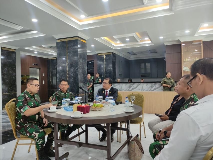 Kunjungi Markas Kodam I/BB, Penrad Siagian Minta TNI Netral di Pilkada 2024