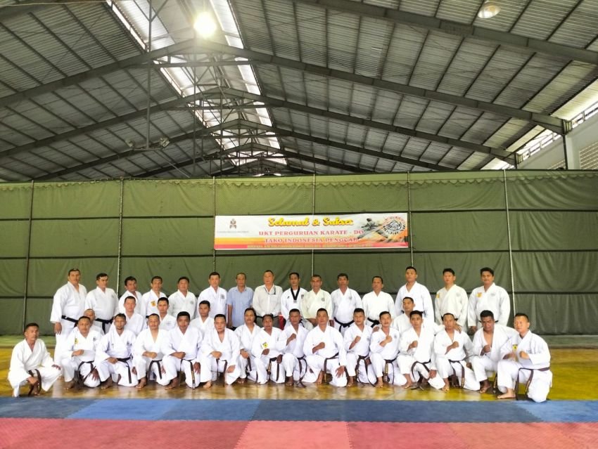 Perguruan Karate-Do Tako Indonesia Dojo Khusus PT.STTC P.Siantar Gelar Ujian Kenaikan Tingkat
