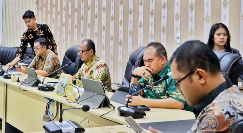 Plt Bupati Simalungun Hadiri Pertemuan Forkopimda Sumut dengan Tim Desk Koordinasi Pilkada Serentak