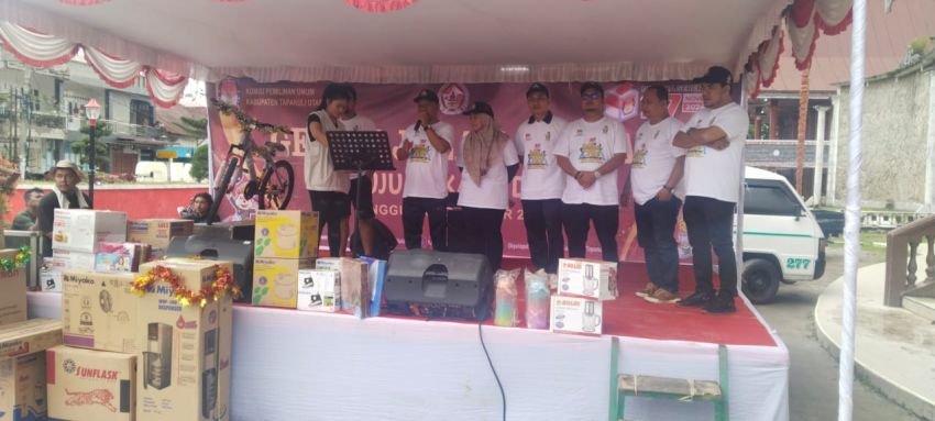 KPU Taput Gelar Gerak Jalan Sehat Menuju Pilkada Damai