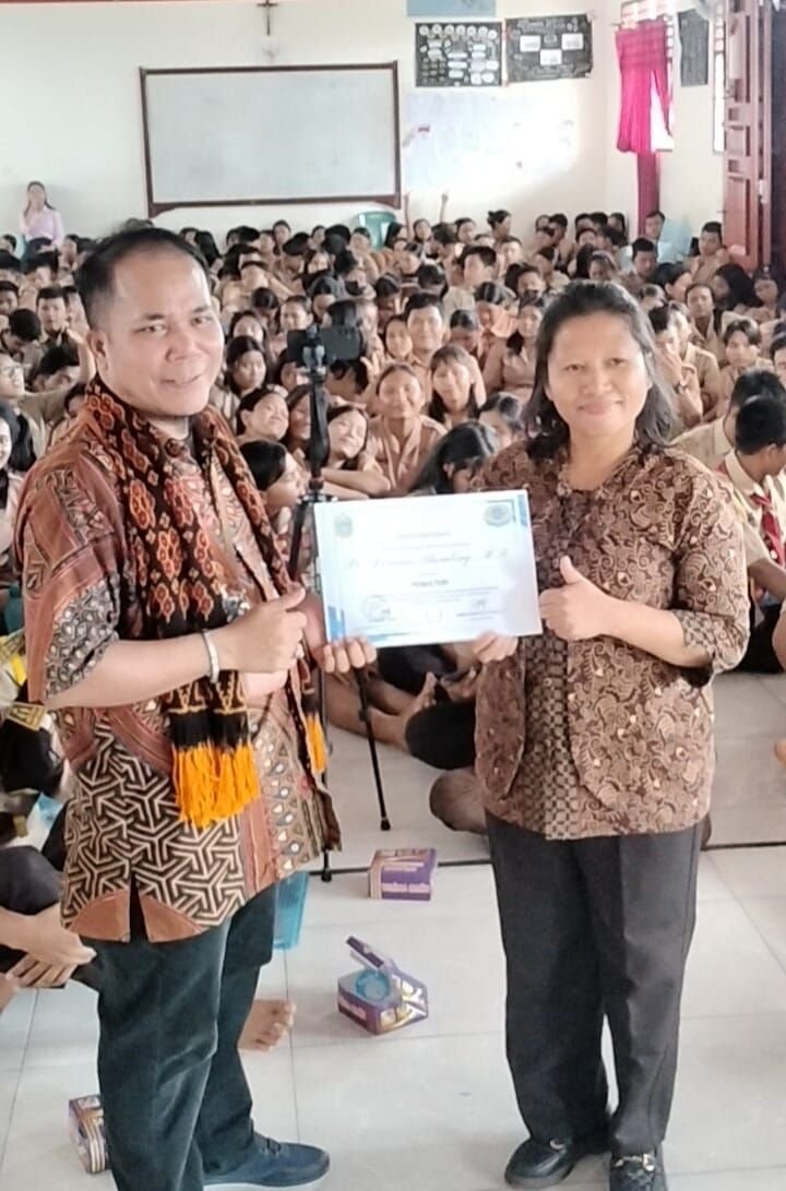 Akademisi Unimed Dr. Dionisius Sihombing Dorong Generasi Muda untuk Mencintai Budaya Lokal dan Menghidupkan Nilai-Nilai Luhur Leluhur