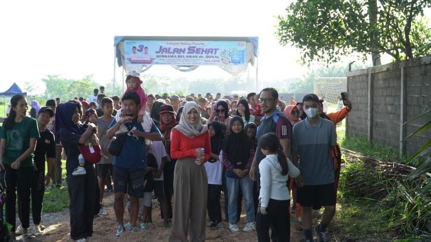 Pasangan Berdoa Adakan Jalan Santai Di Kota Binjai