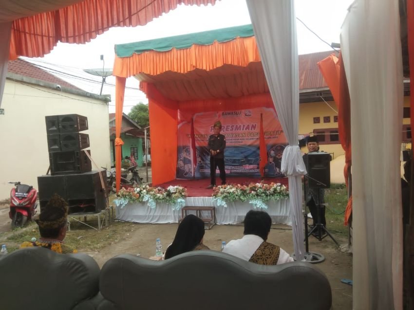 Bawaslu Resmikan Kampung Partisipatif di Kelurahan Pasar Baru, Ajak Warga Tolak Politik Uang dan Sara