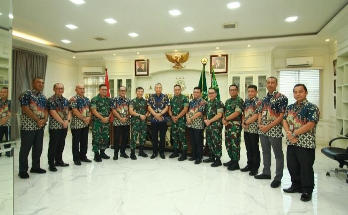 Perkuat Sinergitas Lintas Sektoral, Kajati Sumut Terima Kunjungan Silaturahmi Pejabat Baru dan Pejabat Lama Pangdam I/BB