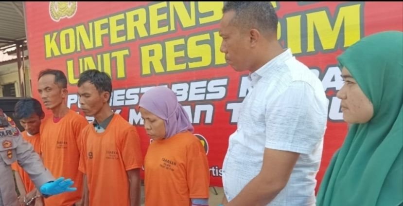 Kasus Pembunuhan Wanita Ditumpukan Sampah Terungkap, 4 Pelaku Diamankan