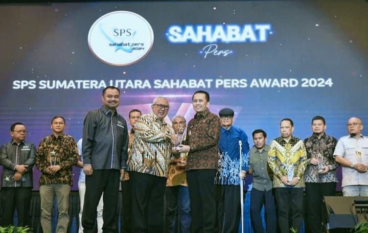 Awarding Night 2024 Berlangsung Semarak, Ketum dan Pj Gubsu Puji SPS Sumut&nbsp;