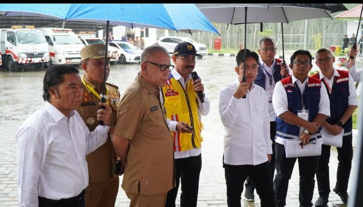 Wapres Gibran Tinjau Gerbang Tol Tanjung Pura Didampingi Pj. Bupati Langkat