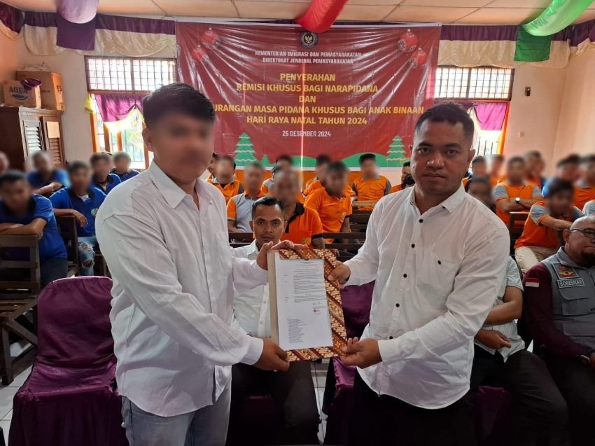 88 Warga Binaan Rutan Tarutung mendapatkan RK Natal 2024