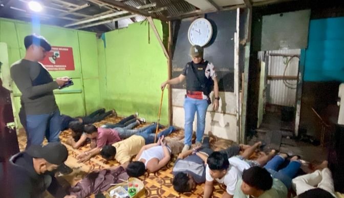 Bubarkan dan Amankan Pelaku Tawuran, Polisi Temukan Narkoba dan Mesin Judi