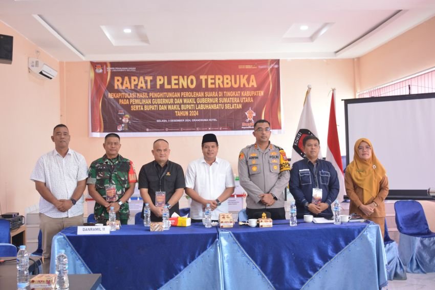 Kapolres Labusel Hadiri Rapat Pleno Rekapitulasi Suara