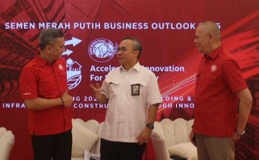 Outlook 2025 Semen Merah Putih: Inovasi Keberlanjutan Jadi Kunci Transformasi Konstruksi dan Infrastruktur Masa Depan