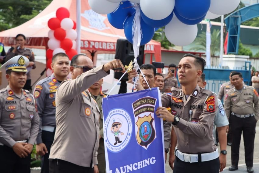 Polrestabes Medan Launching PKS dan Pembekalan kepada Pelajar Jelang Libur Natal dan Tahun Baru 2025