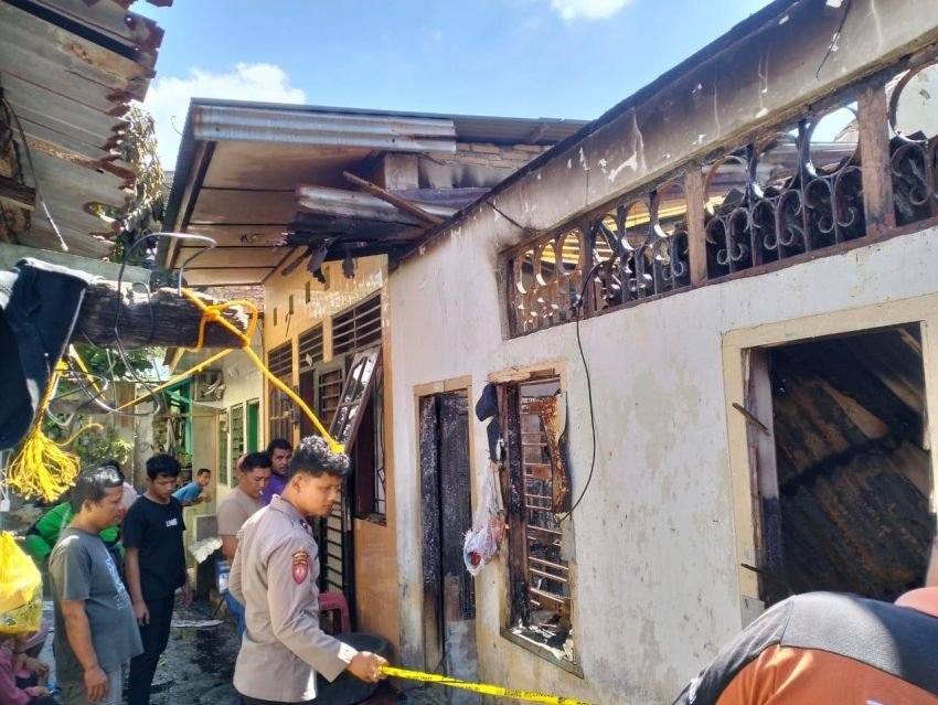 16 Rumah Ludes Terbakar di Jalan Kemiri Medan, Kerugian Ditaksir Rp 3 Miliar