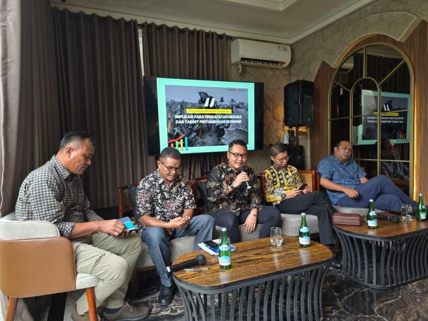 DPR RI Minta PP Kesehatan Lindungi Industri Hasil Tembakau