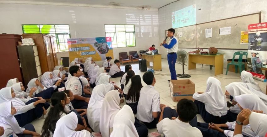 Ditemani New Honda Scoopy, Pelajar SMPN 5 Stabat Semangat Cari Aman