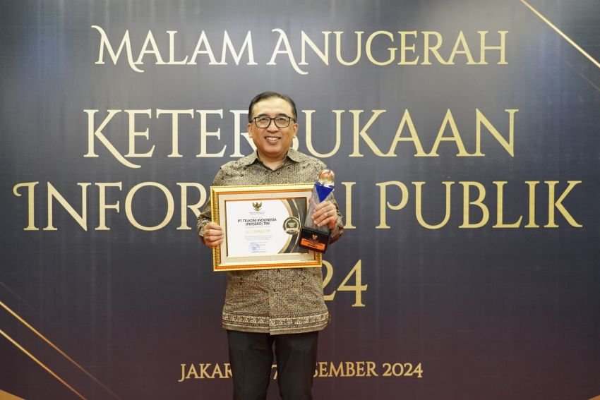 Telkom Raih Peringkat 2 Badan Publik Kualifikasi &ldquo;Informatif&rdquo; kategori BUMN Anugerah Keterbukaan Informasi Publik 2024