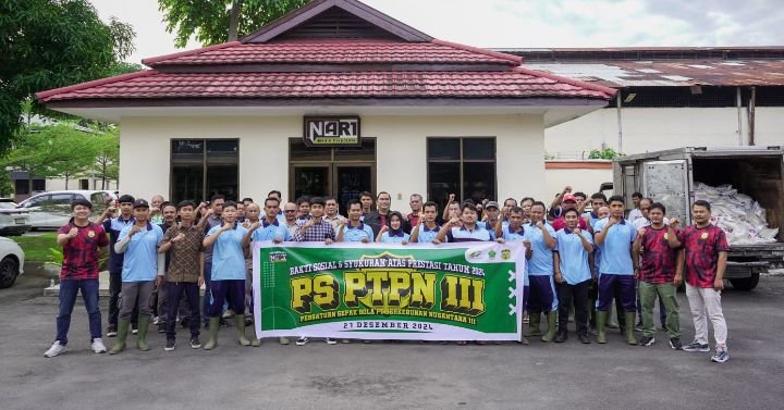 PS PTPN III Berikan Bantuan Sembako Kepada Masyarakat Kurang Mampu