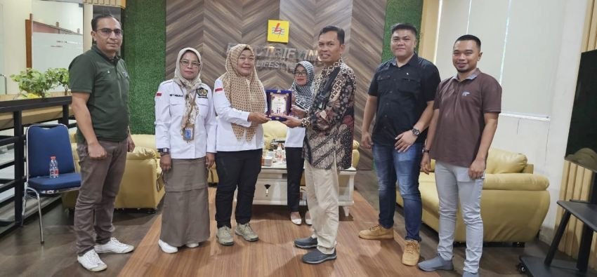 Manager PLN UP3 Pematangsiantar Terima Silaturahmi Pengurus PWI Kota Pematangsiantar