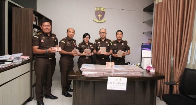 Kejatisu Kembalikan  Kerugian Negara  Rp3,7 M Lebih dari Perkara Dugaan Korupsi Smart AirPort Bandara KNIA