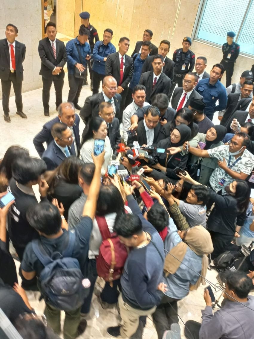 Rapat Paripurna DPR RI Bahas Pilkada serta Isu Pilkada