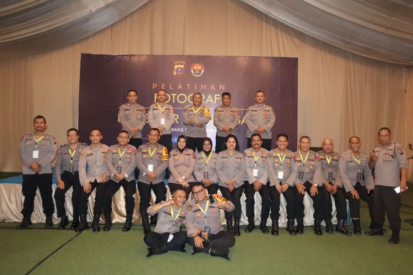 Humas Polres Samosir Ikuti Pelatihan Photografi Dan Presenter Kehumasan Polda Sumut