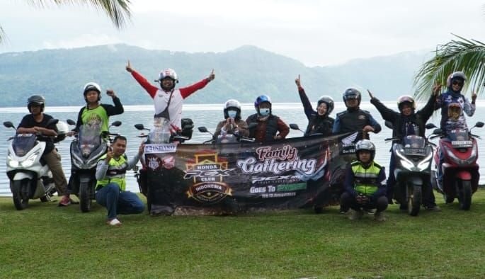 Family Gathering Bangun Semangat Persaudaraan HPCI chapter Medan
