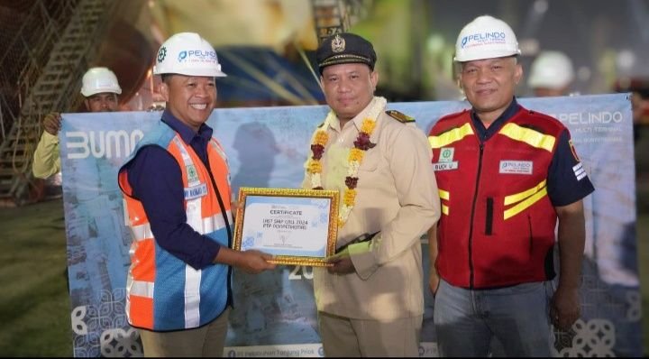 PTP Nonpetikemas Tetap Beroperasi dan Apresiasi Pelanggan Melalui Last & First Ship Call