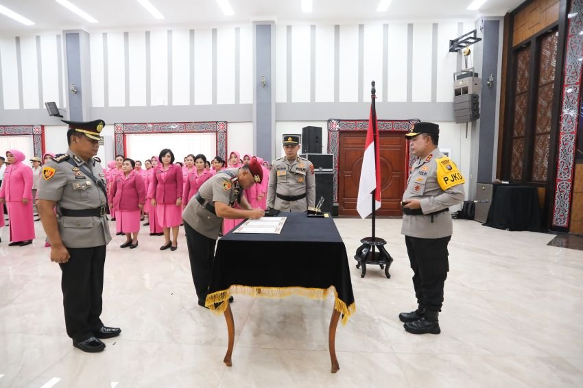 Dirreskrimsus dan Dirpolairud Poldasu Sertijab