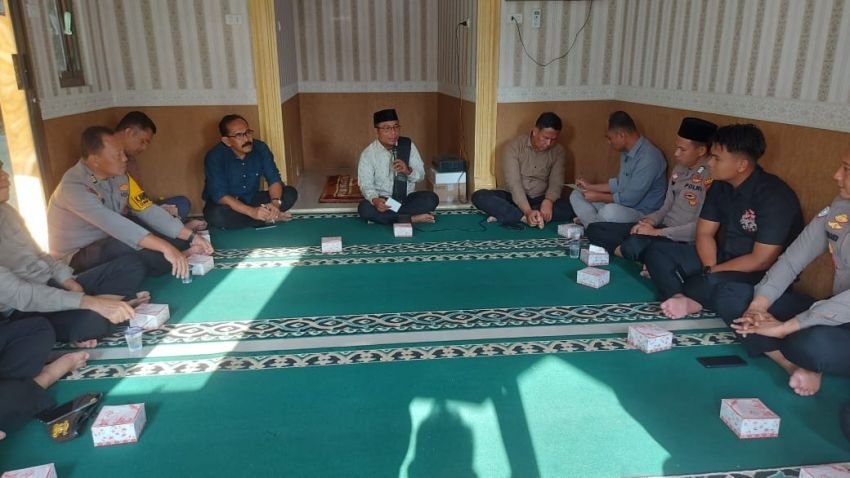 Polres Labusel Gelar Binrohtal Agama Islam dan Kristen