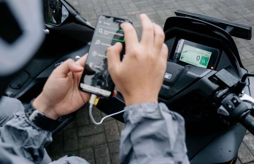 Terbaru Honda PCX160, Tetap Terkoneksi dan Bebas Ribet dengan Honda RoadSync