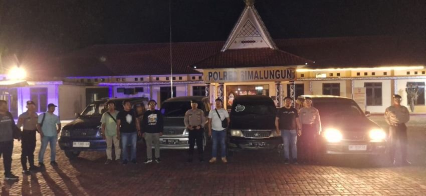 Polres Simalungun Amankan 4 Unit Mobil Hasil Penipuan dan Penggelapan, Wanita ASH Diburon