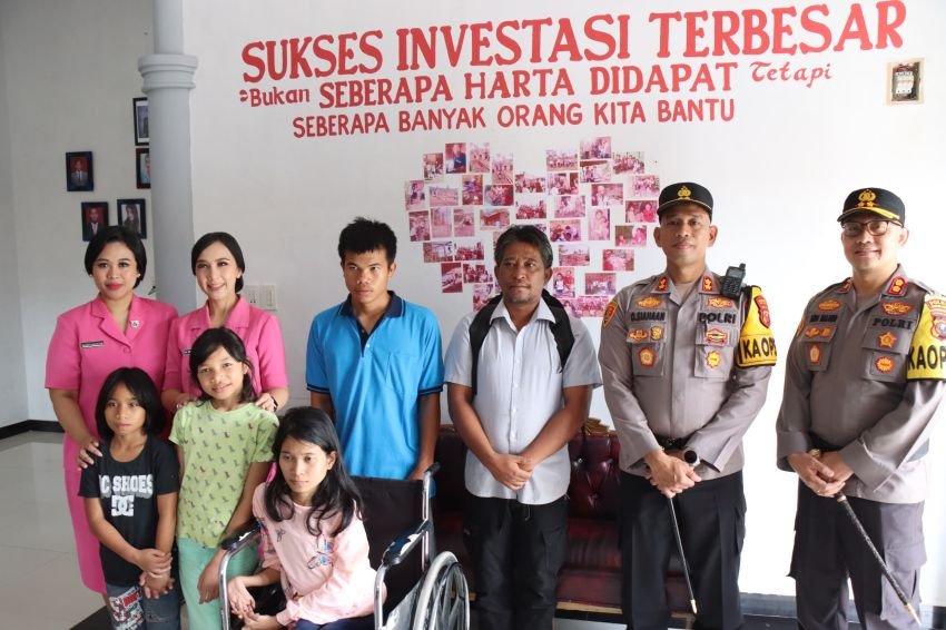 Akhiri Tugasnya Di Pakpak Bharat, AKBP Oloan Siahaan Dan Keluarga Pamit Ke Panti Asuhan Pelita Pancasila