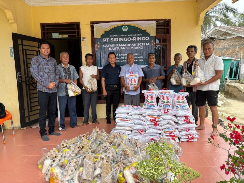 PT Siringo-Ringo Beri Bantuan Paket Sembako kepada Masyarakat dalam Giat Safari Ramadhan